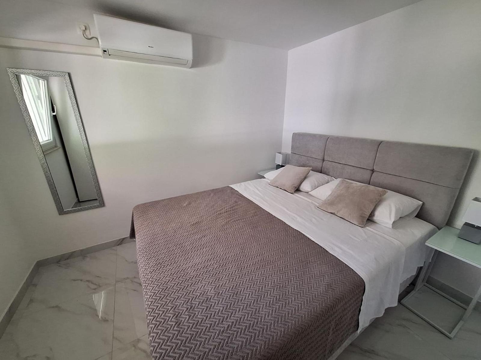 Apartments M&M Baska  Luaran gambar